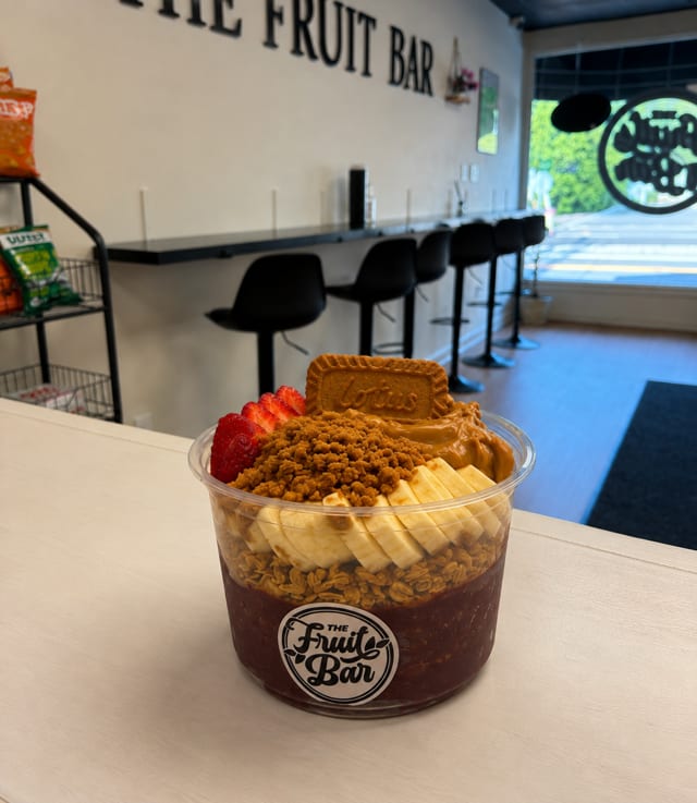 Biscoff Acai Bowl.